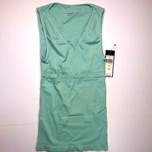 BCBGMaxazria "Mistie" V-neck Seamless Bodywear Aqua Mist Soft Tank Size XS/S NWT